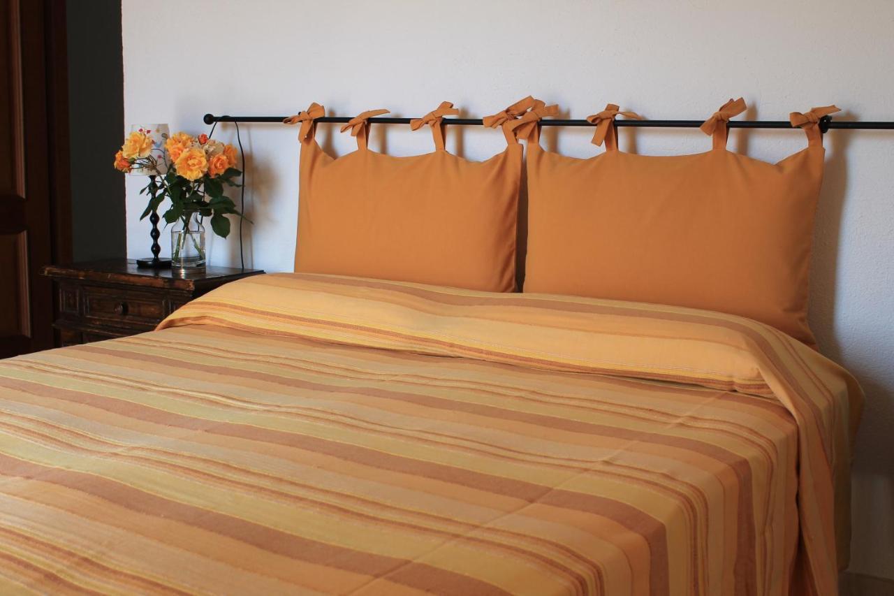 B&B Rubando Le Nuvole Орко-Фельино Экстерьер фото